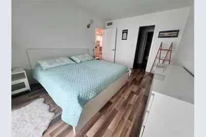 240 Galen Dr #302, Key Biscayne, FL 33149 - Photo 11