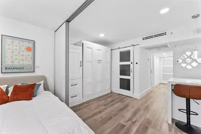 100 Lincoln Rd #301, Miami Beach, FL 33139 - Photo 9