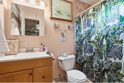 10235 Pan American Dr, Cutler Bay, FL 33189 - Photo 15