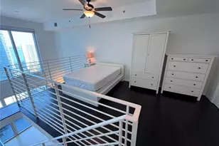 60 SW 13th St, Miami, FL 33130 - Photo 13