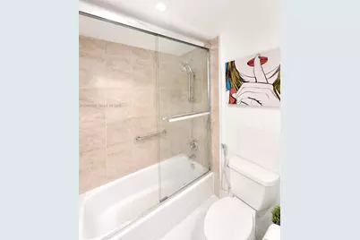 401 69th St #304, Miami Beach, FL 33141 - Photo 15