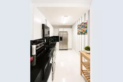 401 69th St #304, Miami Beach, FL 33141 - Photo 5