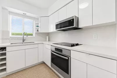 3201 SE 12th St #A2, Pompano Beach, FL 33062 - Photo 9