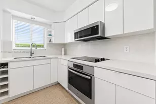 3201 SE 12th St, Pompano Beach, FL 33062 - Photo 9