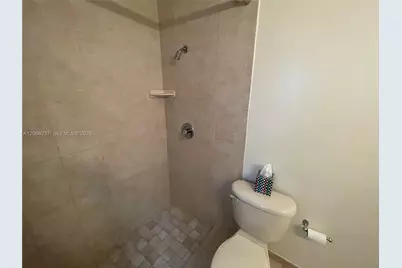 9301 SW 54th St, Cooper City, FL 33328 - Photo 23