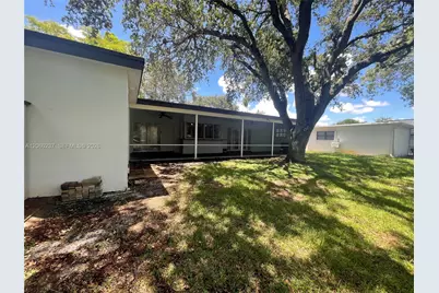 9301 SW 54th St, Cooper City, FL 33328 - Photo 61