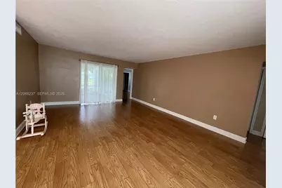 9301 SW 54th St, Cooper City, FL 33328 - Photo 35