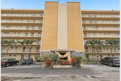 319 NE 14th Ave #707, Hallandale Beach, FL 33009 - Photo 19