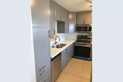 319 NE 14th Ave #707, Hallandale Beach, FL 33009 - Photo 3
