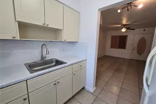 2330 NW 11th St, Miami, FL 33125 - Photo 5
