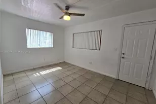 2330 NW 11th St, Miami, FL 33125 - Photo 7