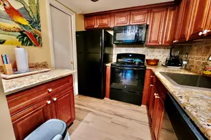 610 NW 13th St, Boca Raton, FL 33486 - Photo 3