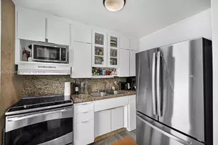 2400 NE 9th St, Fort Lauderdale, FL 33304 - Photo 37