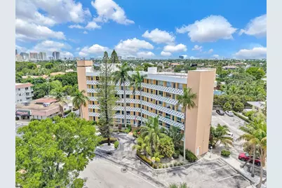 2400 NE 9th St #201, Fort Lauderdale, FL 33304 - Photo 3