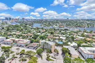 2400 NE 9th St, Fort Lauderdale, FL 33304 - Photo 19