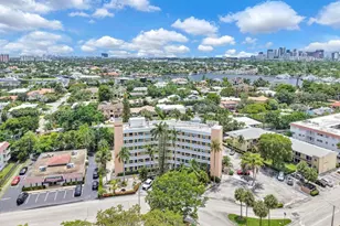 2400 NE 9th St, Fort Lauderdale, FL 33304 - Photo 1