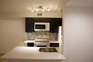2826 S University Dr, Davie, FL 33328 - Photo 3