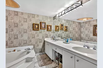 4000 Towerside Ter #1407, Miami, FL 33138 - Photo 21
