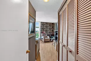 4000 Towerside Terrace, Miami, FL 33138 - Photo 15