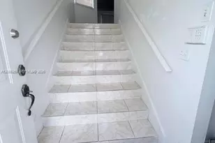 2224 SE 27th Dr, Homestead, FL 33035 - Photo 5
