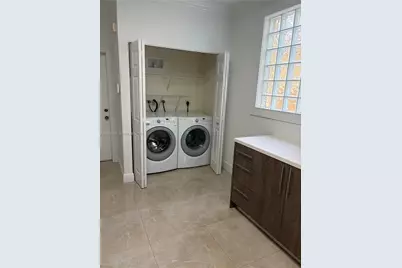 2578 Cordoba Bnd #2578, Weston, FL 33327 - Photo 5