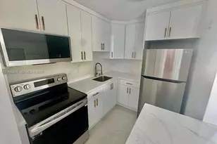 7195 NW 179th St, Hialeah, FL 33015 - Photo 5