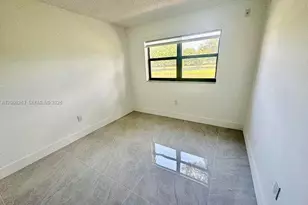 7195 NW 179th St, Hialeah, FL 33015 - Photo 15