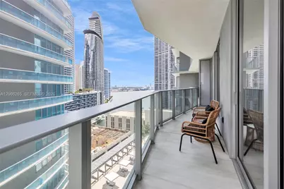 77 SE 5th St #2006, Miami, FL 33131 - Photo 1