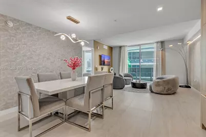 77 SE 5th St #2006, Miami, FL 33131 - Photo 7