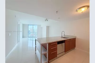 185 SW 7th St #3105, Miami, FL 33130 - Photo 5