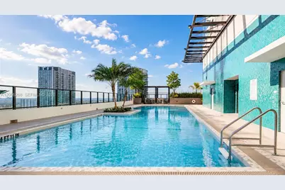 11 NE 6th St #212, Miami, FL 33132 - Photo 19