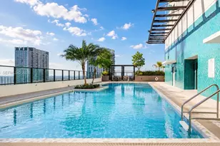 11 NE 6th St, Miami, FL 33132 - Photo 19