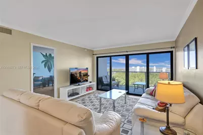 1401 N Riverside Dr #1005, Pompano Beach, FL 33062 - Photo 9