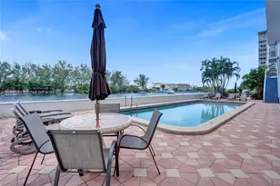 1401 N Riverside Dr, Pompano Beach, FL 33062 - Photo 35