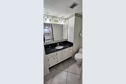 18041 Biscayne Blvd #203, Aventura, FL 33160 - Photo 13