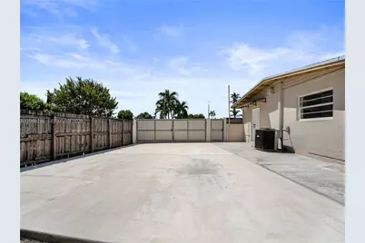 8241 SW 12th Ter, Miami, FL 33144 - Photo 3