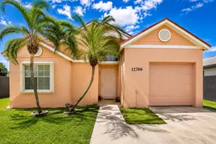 12706 SW 145th St, Miami, FL 33186 - Photo 1