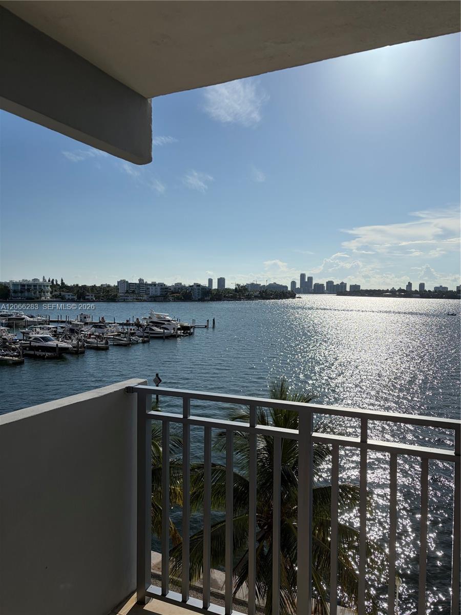 7545 E Treasure Dr #5G - 7545 E Treasure Dr #5G, North Bay Village, FL 33141 Luxury Property | Jose Angel Pina