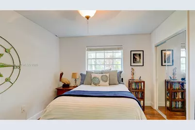 8340 SW 163rd St, Palmetto Bay, FL 33157 - Photo 17