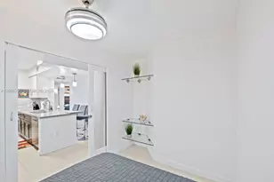 19655 E Country Club Dr, Aventura, FL 33180 - Photo 5