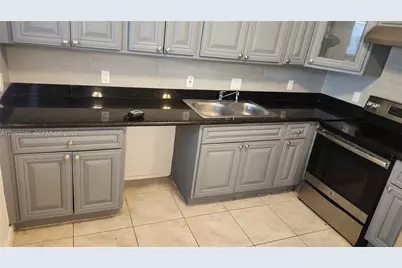 14042 NE 2nd Ave #14042, Miami, FL 33161 - Photo 3