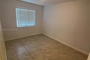 14042 NE 2nd Ave, Miami, FL 33161 - Photo 9