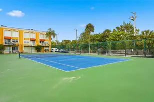 17901 NW 68th Ave, Hialeah, FL 33015 - Photo 17