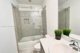 429 NE 12th St, Florida City, FL 33034 - Photo 29