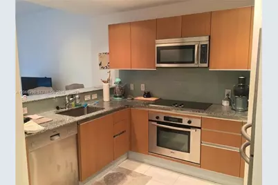 1050 Brickell Ave #2322, Miami, FL 33131 - Photo 3