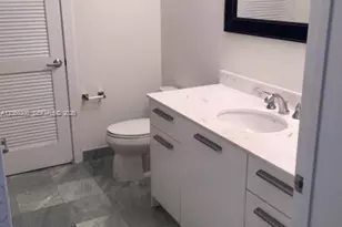 1050 Brickell Ave, Miami, FL 33131 - Photo 7