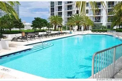 1050 Brickell Ave #2322, Miami, FL 33131 - Photo 11