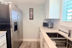 100 Silver Beach Ave, Daytona, FL 32118 - Photo 5