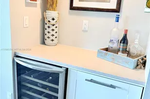 100 Silver Beach Ave, Daytona, FL 32118 - Photo 3