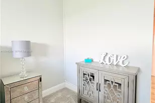 100 Silver Beach Ave, Daytona, FL 32118 - Photo 9